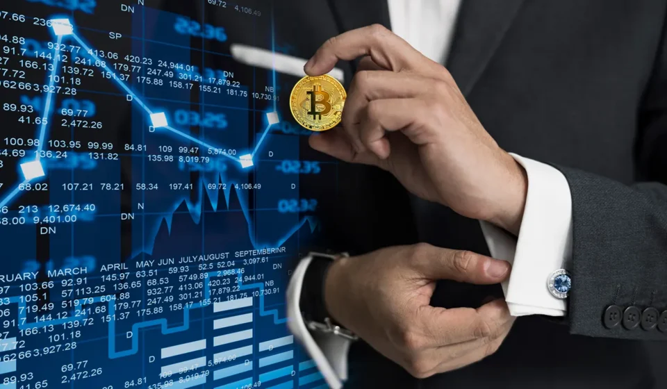 money coin investment businessmen business bitcoin 1419843 pxhere.com